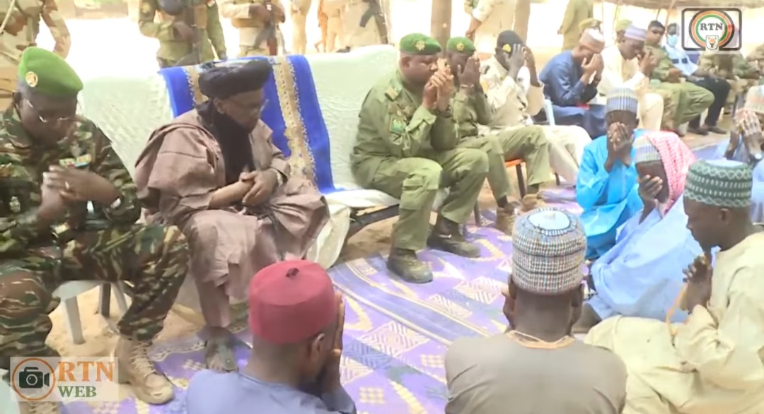 Attaques terroristes du 26 mars : le gouverneur de la région de Tahoua apporte son soutien aux populations de Konni ‎ ‎Resumé: Le 26 mars 2026, des attaques ont frappé des villages du département de Konni. Le gouverneur de Tahoua a présenté ses condoléanc